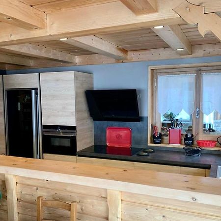 Apartment In Morzine - Ski In - Sleeps 6 Buitenkant foto